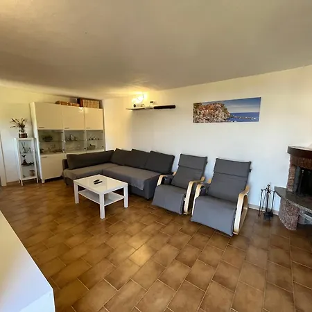 New Borgo Foce アパート